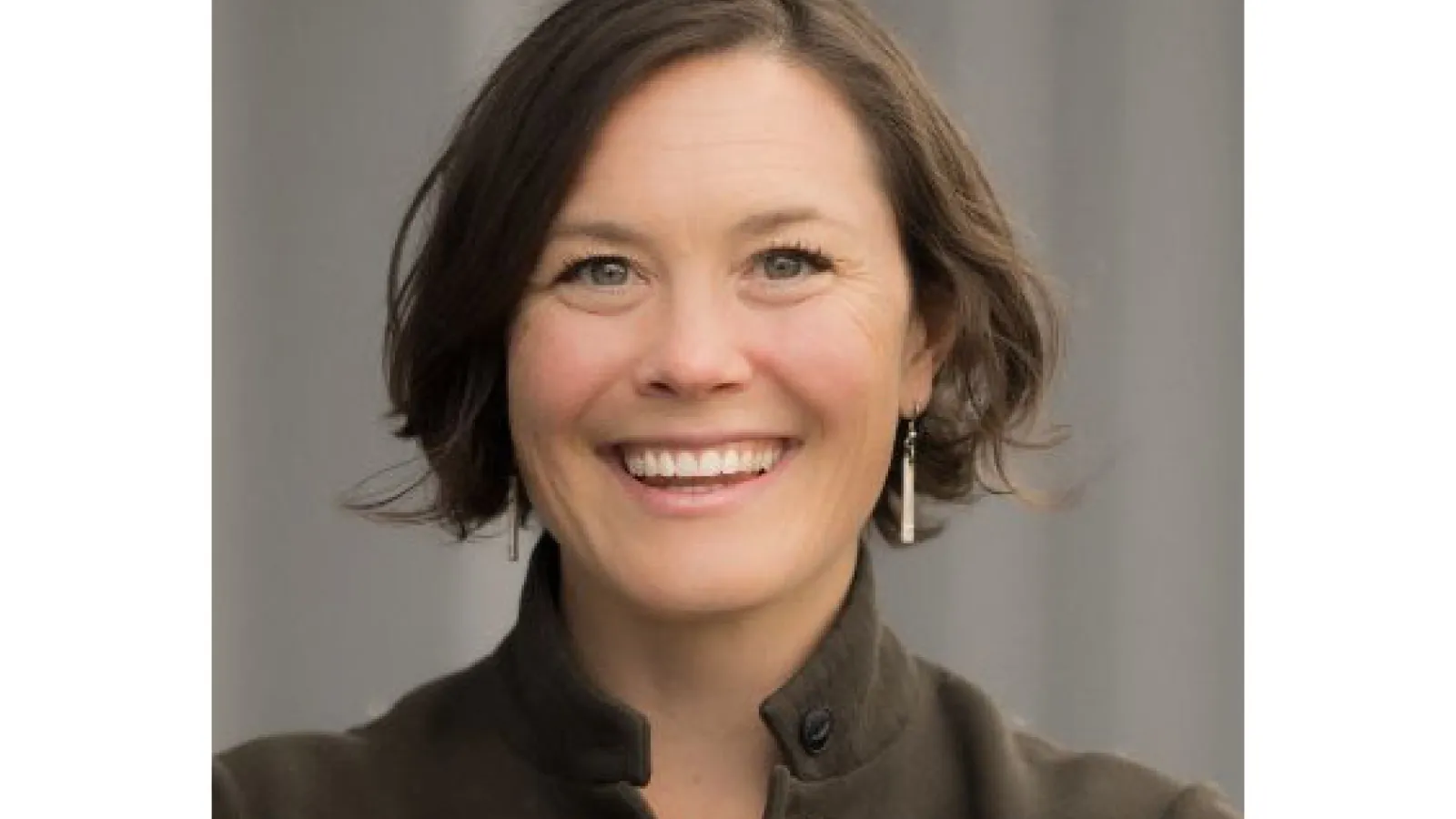 Headshot of Dr. Ellie Graeden