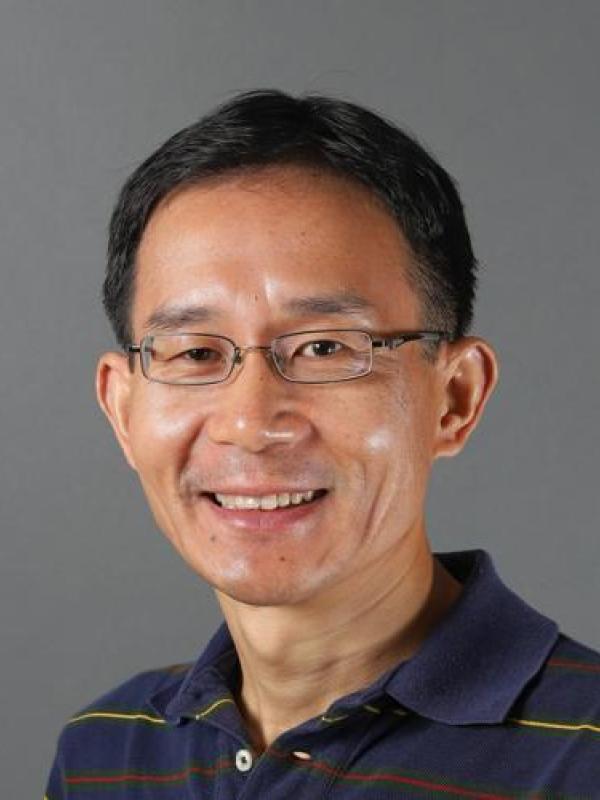 Xiaolin Cheng Headshot