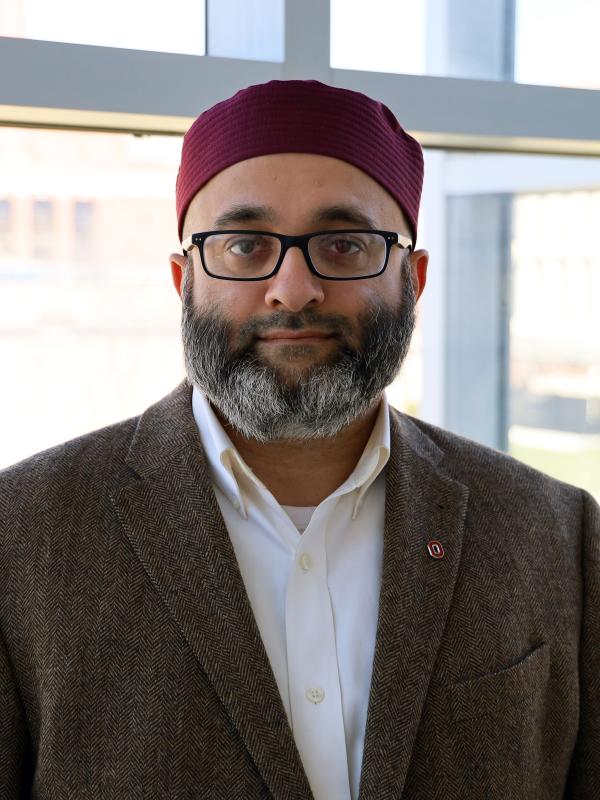 Ayaz Hyder Headshot